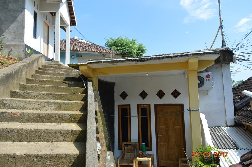 Defa Homestay Kuta  Extérieur photo